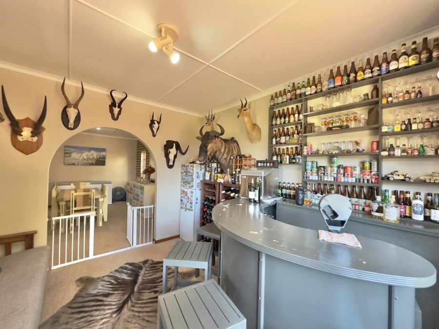 3 Bedroom Property for Sale in Stilbaai Wes Western Cape